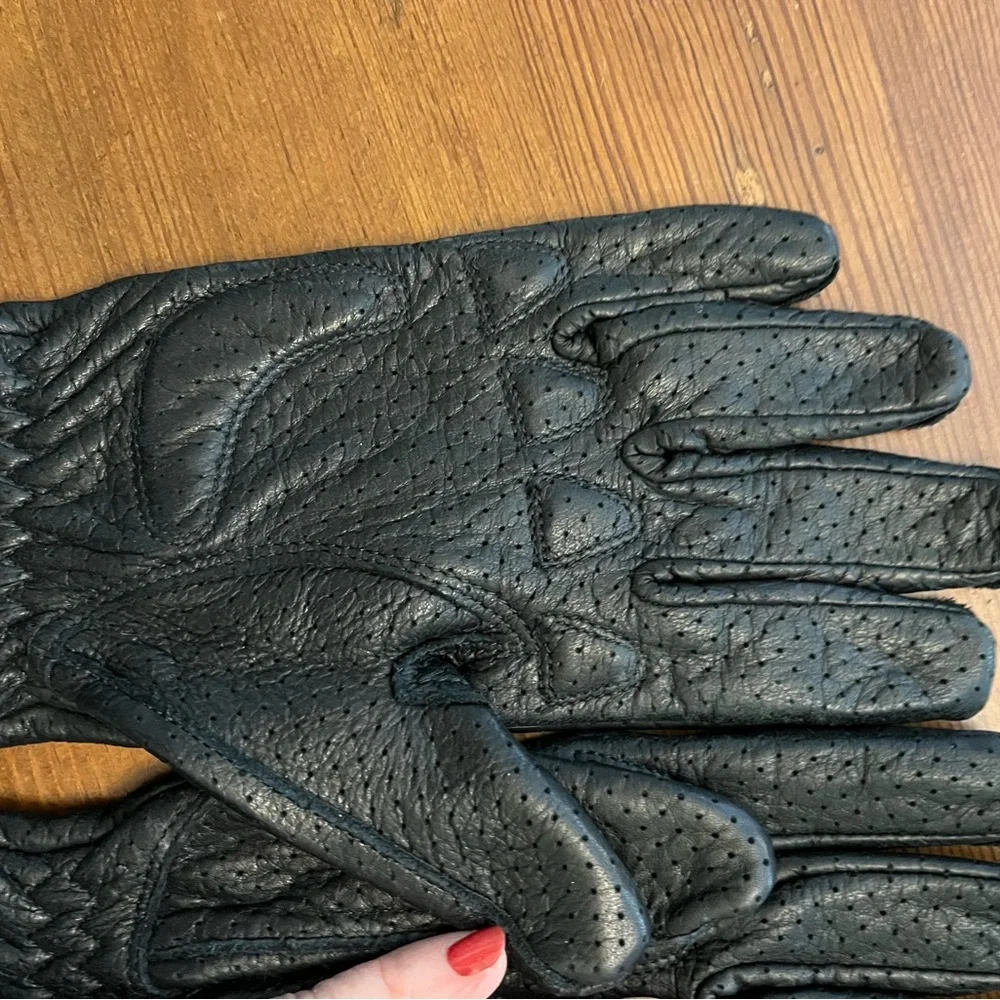 Harley-Davidson Black Textured Riding Gloves - Picture 6 of 6